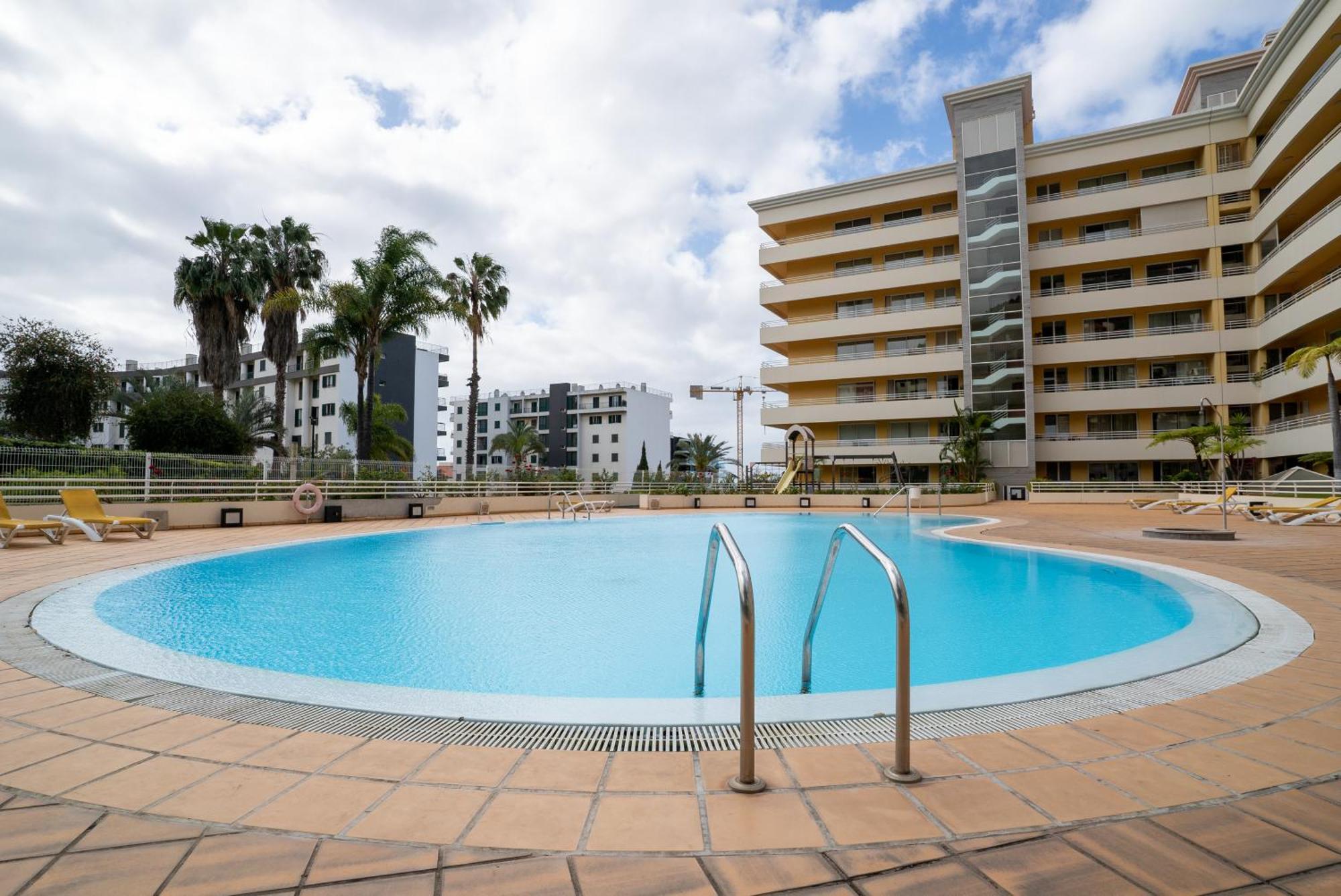 Green Park Ajuda Apartment فونشال المظهر الخارجي الصورة